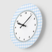 Light blue gingham pattern große wanduhr (Winkel)
