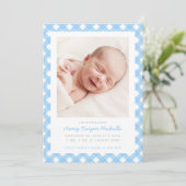 Light Blue Gingham Single Foto Birth Ankündigung (Stehend Vorderseite)