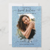 Light Blue Glitzer Halo Foto Collage Sweet 16 Einladung (Vorderseite)