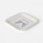 Light Blue Kariert Bow Elegante Boy Baby Shower Pappteller (Gewinkelt)
