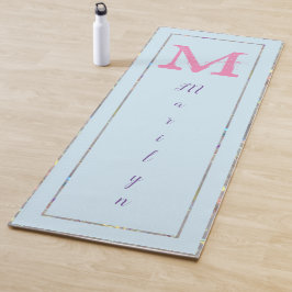 Light Blue Lila Pink Modern Chic Trendy Monogram Yogamatte