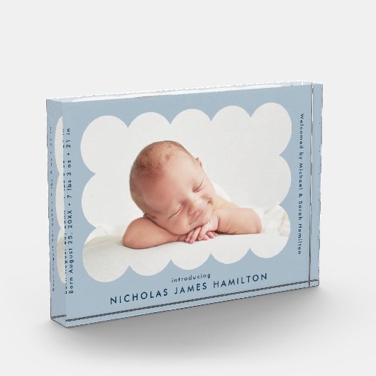 Light Blue Modern Scalloped Birth Ankündigung Fotoblock (Links)