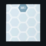 Light Blue Monogram Hexagon Honey Comb Muster Notizblock<br><div class="desc">Mit Monogramm Notizblock in hellblau mit Ihren Initialen in einem rustikalen Not leidenden Schriftart. Honigkamm Notizblock personalisiert mit den Initialen in Weiß gegen ein blaues Hexagon.</div>