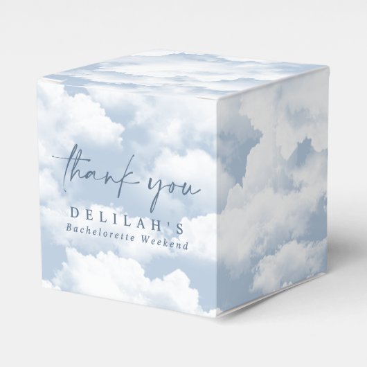 Light Blue "On Cloud Nine" Bachelorette Geschenkschachtel (Vorderseite)