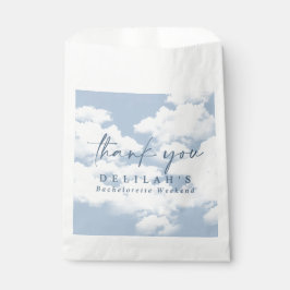 Light Blue "On Cloud Nine" Bachelorette Geschenktütchen