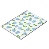 Light Blue Open Blume auf White Spiral Notebook Notizblock (Linke Seite)
