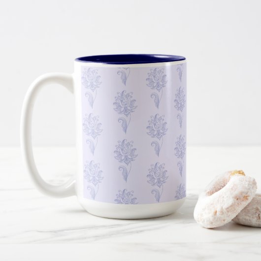 Light Blue Outlined Floral Pattern Zweifarbige Tasse (Mit Donut)