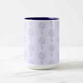 Light Blue Outlined Floral Pattern Zweifarbige Tasse (Mittel)