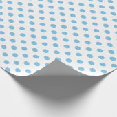 Light Blue Polka Dot auf White Medium Space Geschenkpapier (Ecke)