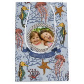 Light Blue Seepferd Serenade Custom Foto & Text Mittlere Geschenktüte (Vorderseite)