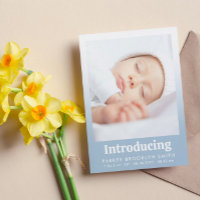 Light Blue stellt neues Baby Girl Foto vor