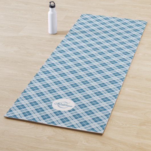 Light Blue Tartan Weihnachtsmuster Monogram Yogamatte (Beispiel)
