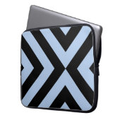 Light Blue und Black Chevrons Laptopschutzhülle (Vorderseite Links)