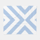 Light Blue und White Chevrons Fleecedecke (Vorderseite (Horizontal))