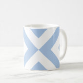 Light Blue und White Chevrons Kaffeetasse (VorderseiteRechts)