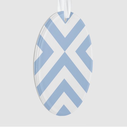 Light Blue und White Chevrons Ornament (Vorderseite)