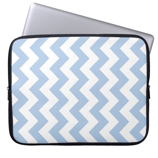 Light Blue und White Zigzag Laptopschutzhülle (Vorderseite)
