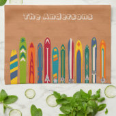 Light Brown Vintage Skis Personalized Geschirrtuch (Gefaltet)