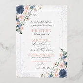 Light Dusty Blue Blush Pink Floral Silver Wedding Folieneinladung (Vorderseite)