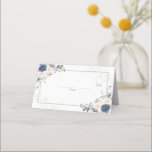 Light Dusty Blue Blush Pink Gold Floral Platzkarte<br><div class="desc">So hübsch!! Diese trendige,  staubblaue und rot-rosa Platzkarte mit Aquarellblumen und goldgelbem Staub aus Imitaten. Copyright Elegant Invites,  alle Rechte vorbehalten.</div>