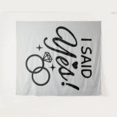 Light Gray Ich sagte Ja Engagement Party Wandteppich (Vorderseite (Horizontal))