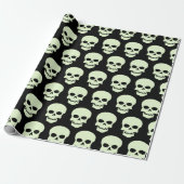 Light Green auf Black Skulls Geschenkpapier (Ungerollt)