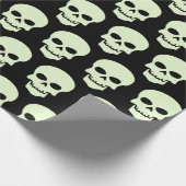 Light Green auf Black Skulls Geschenkpapier (Ecke)