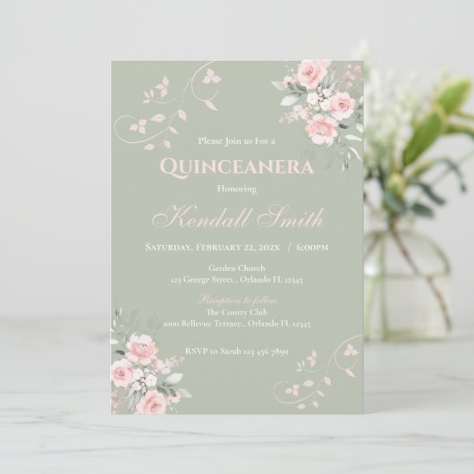 Light Green Floral Pink Quinceanera Einladung (Stehend Vorderseite)