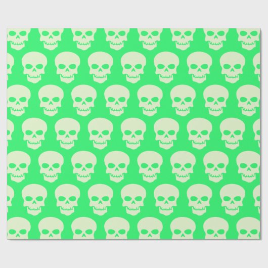 Light Green on Spring Green Skulls Geschenkpapier (Flach)