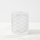 Light grey and white diamond pattern mattglastasse (Mittel)