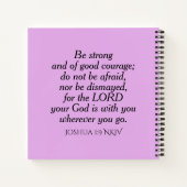 Light Lila Courage Bible Verse Individuelle Name Notizblock (Rückseite)
