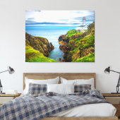 Light Over the Edge – Fanad Head Lighthouse Leinwanddruck (Insitu (Schlafzimmer))