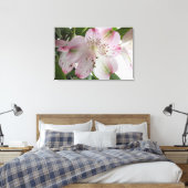 Light Pink Alstroemeria Canvas Print Leinwanddruck (Insitu (Schlafzimmer))