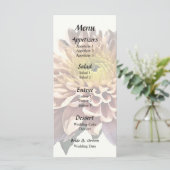 Light Pink Chrysanthemums Wedding Menu Menükarte (Stehend Vorderseite)