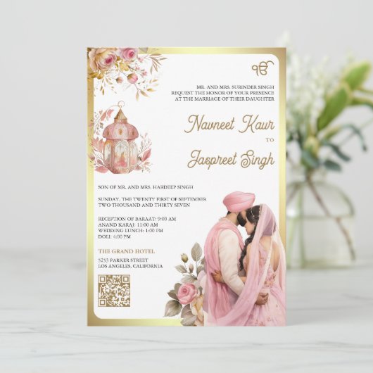 Light Pink Floral QR Code Anand Karaj Sikh Wedding Einladung (Stehend Vorderseite)