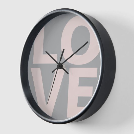 Light Pink Liebe Letters Typografy Grau Hintergrun Uhr (Winkel)