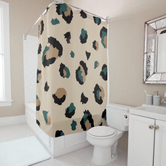 Light Tan Leopard Print und Aquamarin Duschvorhang (Beispiel)