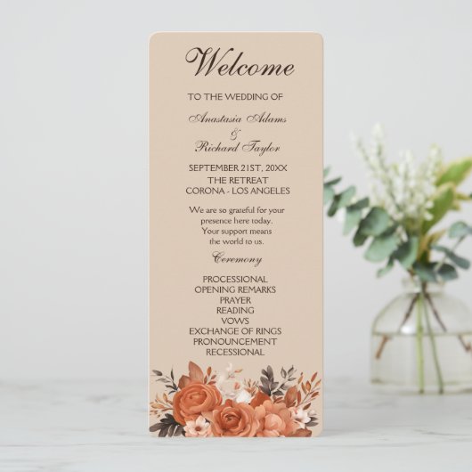 Light Terracotta and Burnt Orange Wedding Programm (Stehend Vorderseite)