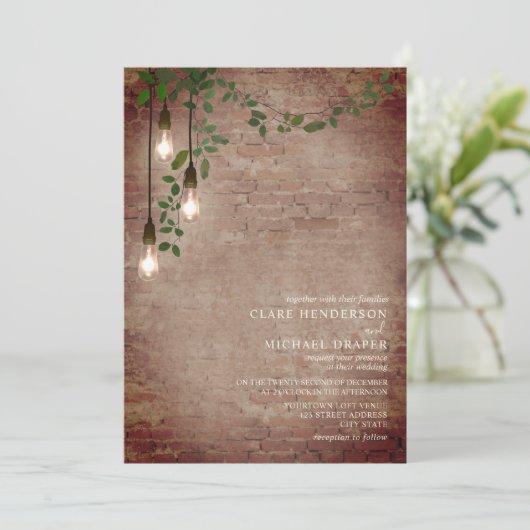 Lightbulb Greenery Garland Brick Wedding Einladung (Stehend Vorderseite)