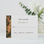 Lighted Tree on Black Christmas RSVP Einladung (Stehend Vorderseite)