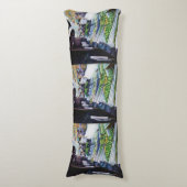 Lighter Side of Lavender Street, Singapur Seitenschläferkissen (Vorderseite Vertikal)