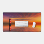 Lighthouse at Sunset Schreibtischunterlage (Tastatur & Maus)