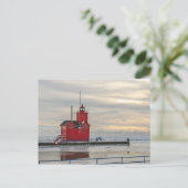 Lighthouse bekannt als Big Red in Holland Michigan Postkarte (Stehend Vorderseite)
