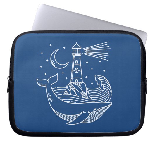 Lighthouse Whale Laptopschutzhülle (Vorderseite)