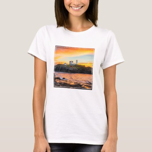 Lighthouses | Nubble Lighthouse Maine T-Shirt (Vorderseite)