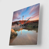 Lighthouses | Sea-Light Lossiemouth Scotland Quadratische Wanduhr (Winkel)