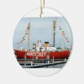 Lightship Nantucket mit prachtvollen Flaggen Keramikornament (Links)