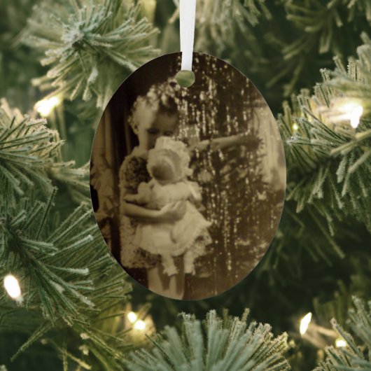 Lil Girl mit Doll Metal Weihnachtsdekoration Ornament Aus Metall (InSitu)