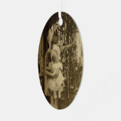 Lil Girl mit Doll Metal Weihnachtsdekoration Ornament Aus Metall (Vorderseite links)