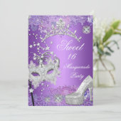 Lila 16 . Geburtstag 16 Masquerade Party Tiara Einladung (Stehend Vorderseite)